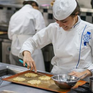 Le Cordon Bleu Brasil lança novas turmas com foco em gastronomia internacional e brasileira